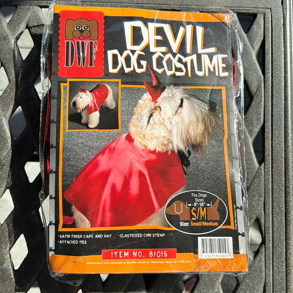 Small/medium DWF brand Devil Dog Costumes Halloween